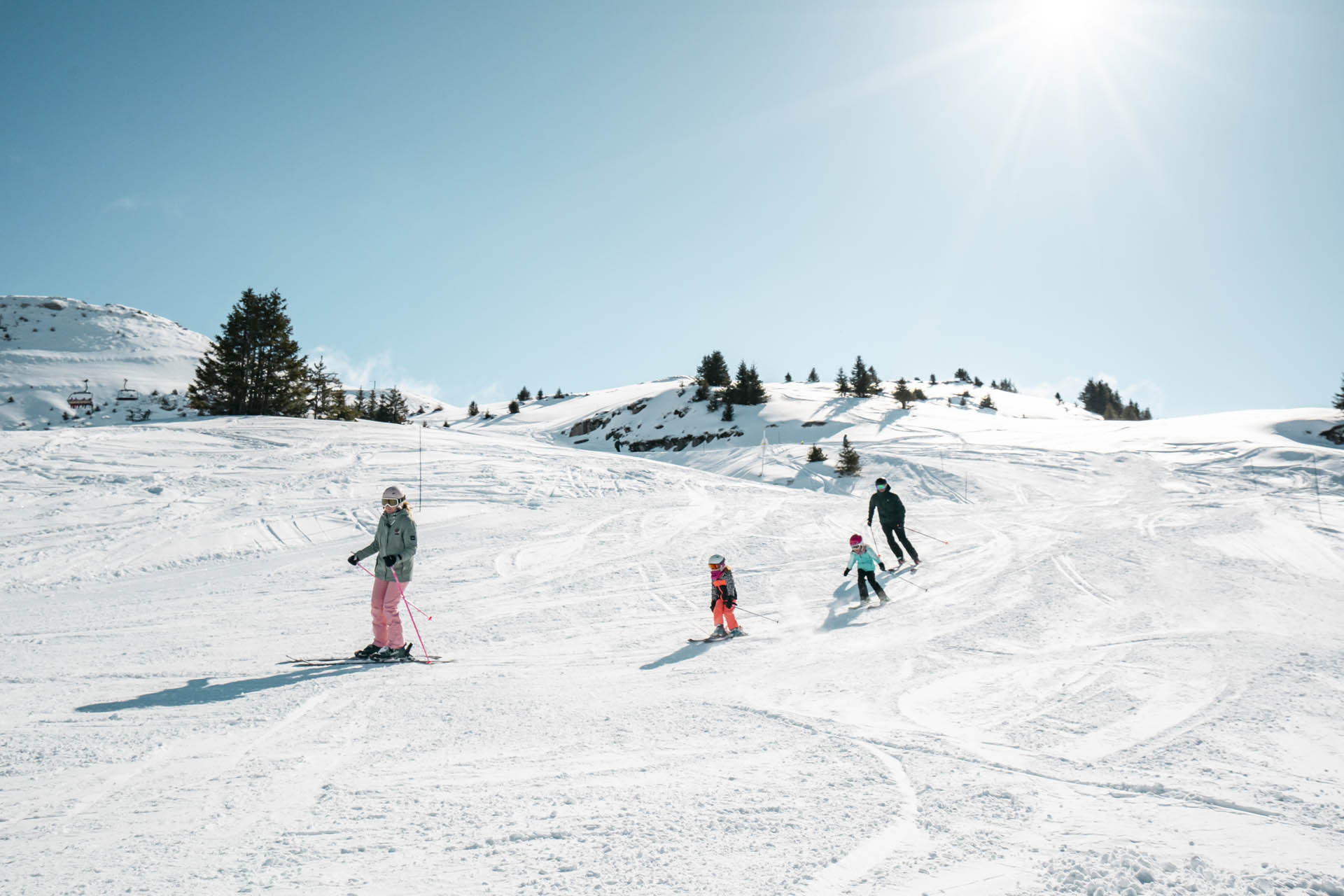 1920x1440_chatel-l-meyer-ski-famille-20230408-036-19648